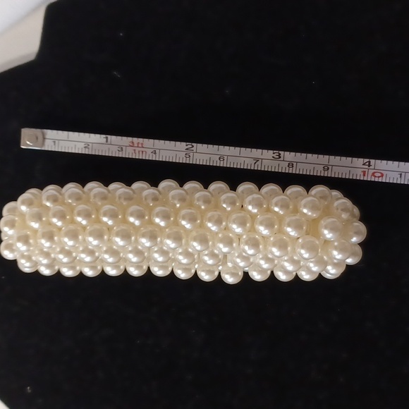 Girly Pearly Grab bag of necklaces and one bracelet - Picture 4 of 7